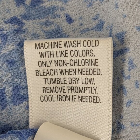 APT. 9 Blue/White Sleeveless Chiffon, Hidden Button Blouse Top; Size 3X - Picture 5 of 5